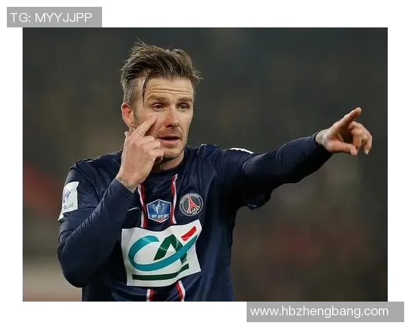 九号球衣背后的传奇与荣耀：那些穿九号球衣的足球巨星们