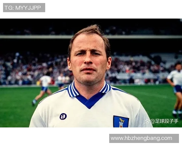 足球明星的多重身份揭秘 哪些球员拥有多个名字和绰号背后的故事